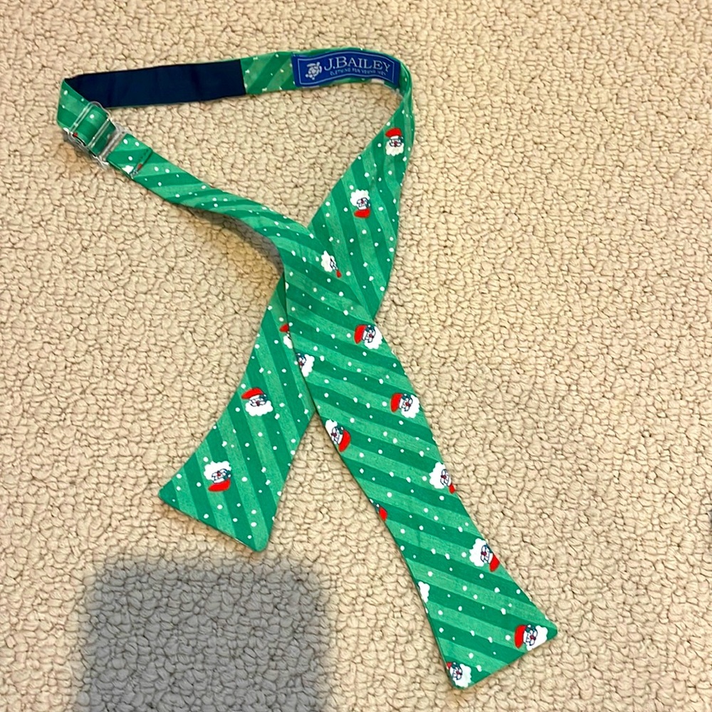 Boys bow tie